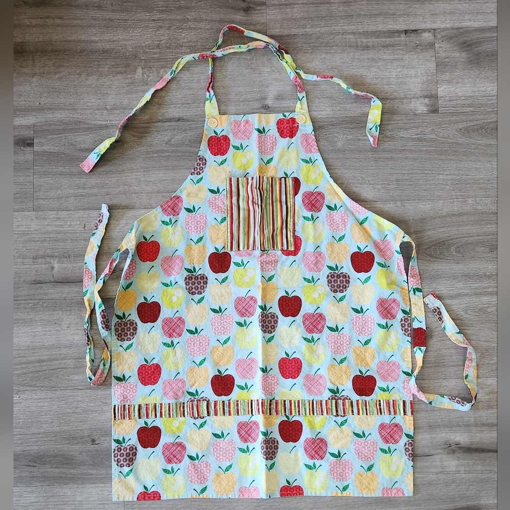 Apple Print Apron with Pocket & Ties Handmade Vintage